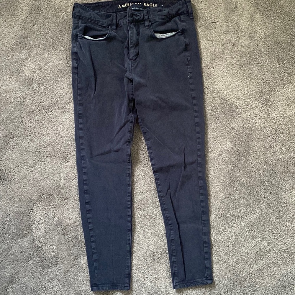 American Eagle high-waisted navy Jeggings